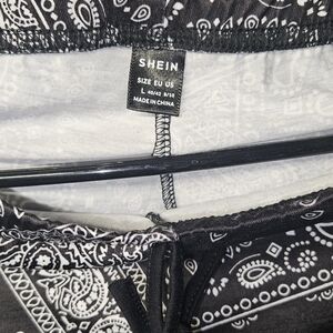 Bandana lounge shorts